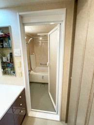 お湯が真上から降り注ぎシャワーだけでもたっぷりリラックス 世田谷区I様邸 お湯が真上から降り注ぎシャワーだけでもたっぷりリラックス 世田谷区I様邸